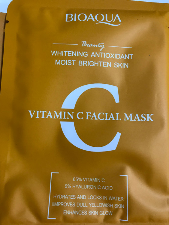 ماسک روشن کننده ویتامین سی
